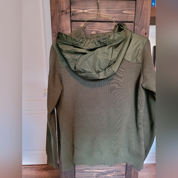 Canada Goose light jacket - Picture 3 of 4